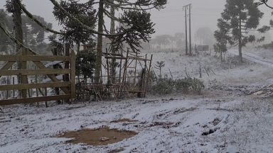 Frente fria derruba temperaturas no fim de semana