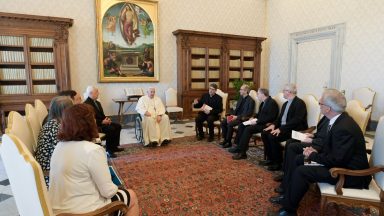 Papa Francisco encontra diretores de revistas Jesuítas