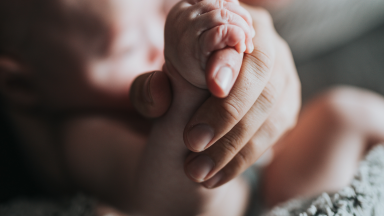 Dia das Mães: maternidade é um privilégio e uma missão, diz psicóloga