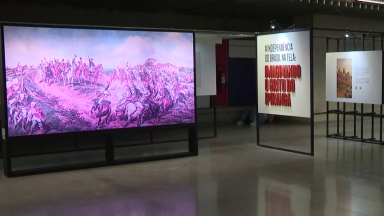 Exposições em estações do Metrô de SP relembram o Museu do Ipiranga