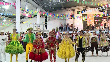 Quadrilhas das festas juninas preservam a cultura no Nordeste