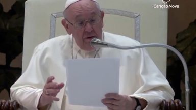 Na Catequese, Papa Francisco volta a refletir sobre a velhice