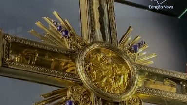 Santa Helena, que encontrou a cruz de Jesus, é lembrada pela Igreja