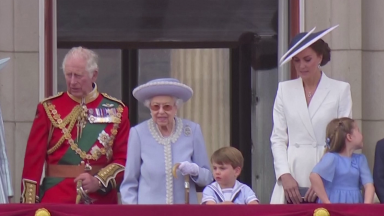 Morre, aos 96 anos na Escócia, a Rainha Elizabeth II