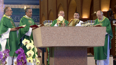 Missa no Santuario de Aparecida celebra 25 anos da ACN Brasil