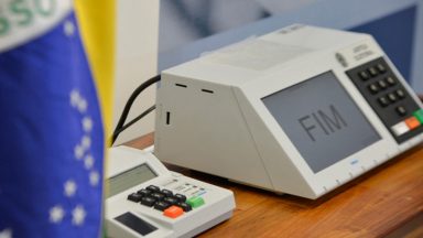 Cerca de 700 mil eleitores votarão em outros países este ano