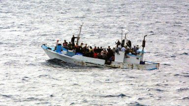 Papa: Acolhamos, acompanhemos, apoiemos e integremos os migrantes