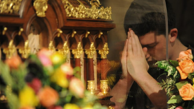Relíquias de Santa Teresinha chegam ao Brasil pelo estado de São Paulo