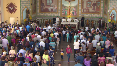 Fiéis movimentam Santuário de Santo Antônio Galvão no interior de SP