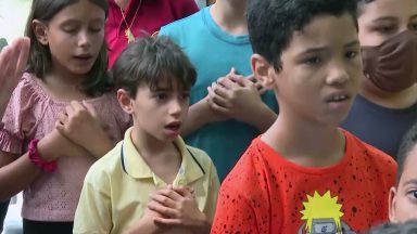 Em Olinda, crianças são consagradas a Nossa Senhora