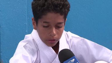 Karatê une pai e filho, que hoje é promessa no esporte