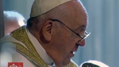 Papa Francisco é contemplado com título de cidadão honorário