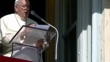 Francisco faz reflexão sobre a bem-aventurança citada por Mateus