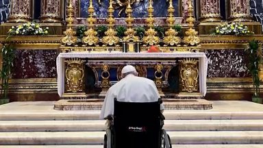 Papa Francisco embarca para sua 39ª Viagem Apostólica