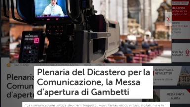 Setor de comunicação do Vaticano incia encontro com santa missa
