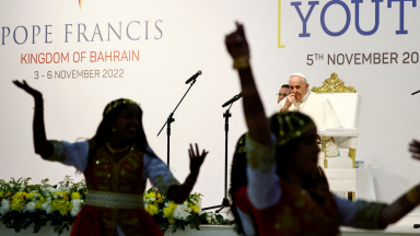 Papa aos jovens: Não sejam turistas da vida, mas artistas das relações