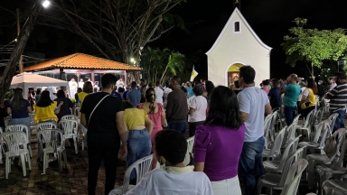 Congresso Eucarístico: fiéis rezam terço em Santuários Marianos