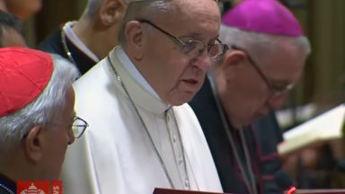 Papa: o mundo precisa de pessoas consagradas como artífices da paz