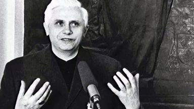 Recorde a vida de Bento XVI, que dedicou seu amor à Igreja até o fim
