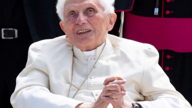 Situação de Bento XVI é estável no momento, informa Santa Sé