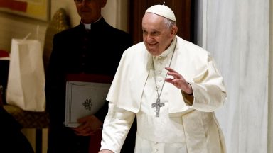 A Palavra de Deus abre todas as portas, destaca Papa na catequese