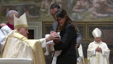 Papa celebra Festa do Batismo de Jesus, e no Ângelus reza pela Ucrânia