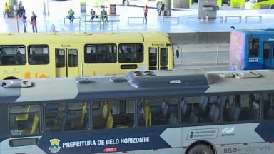 Motoristas de ônibus de BH aceitam acordo e terminam greve