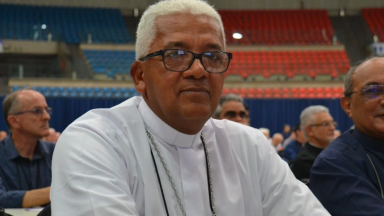 Papa erige Diocese de Araguaína (TO) e nomeia primeiro bispo