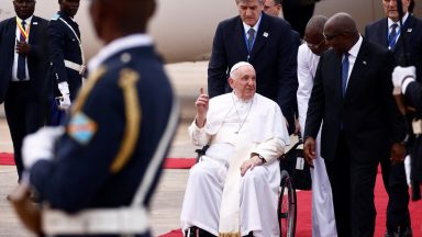 Papa Francisco chega à República Democrática do Congo
