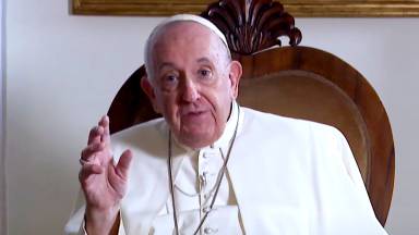 Em março, Papa Francisco reza pelas vítimas de abuso
