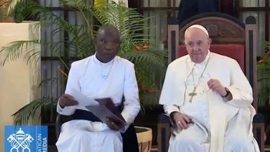 Em Kinshasa, Papa se encontra com líderes de obras de caridade