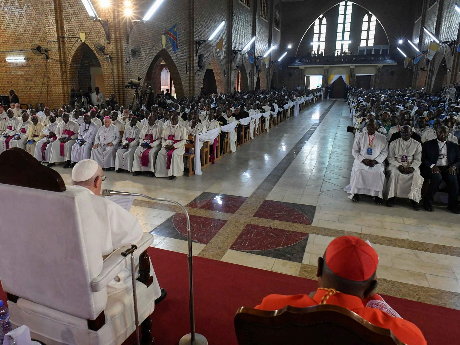 Papa na RD do Congo. Rebeldes continuam a atacar populações