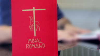 Aprovada a tradução brasileira da terceira edição do missal romano