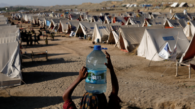 Mais de 10 milhões de pessoas estão sem acesso à água potável no Paquistão