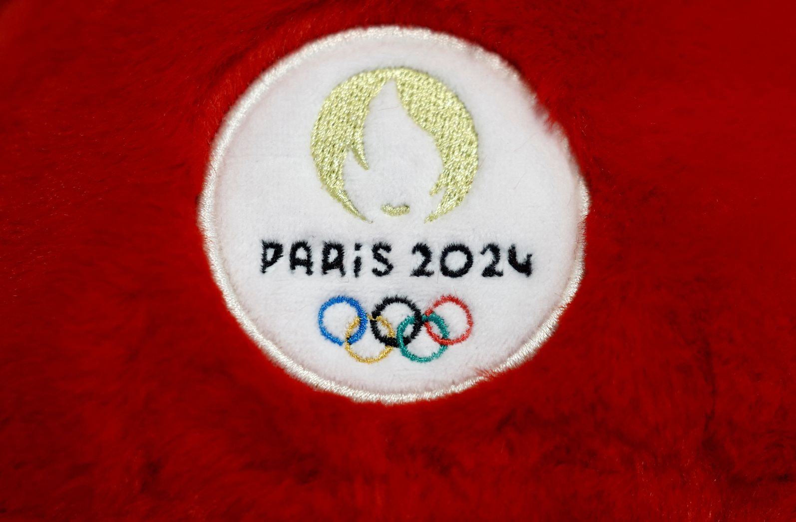 Paris 2024 abre inscrições de voluntários para os Jogos Olímpicos