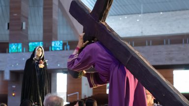Padre reflete sobre a Procissão do Encontro, tradição na Semana Santa