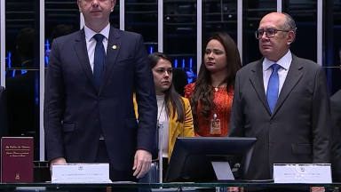 Senado celebra 200 anos da criação do Parlamento brasileiro