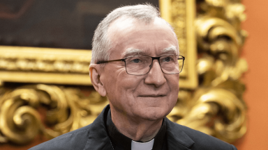 Cardeal Parolin: a Santa Sé continua fazendo sua parte pela paz