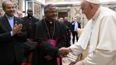 Papa aos Monfortinos: coragem e criatividade para alcançar a paz