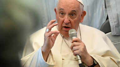 Papa ao G7: abandonem as armas nucleares, priorizem a paz