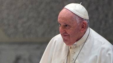 Papa agradece trabalho da Roaco: “germinar sementes de esperança”