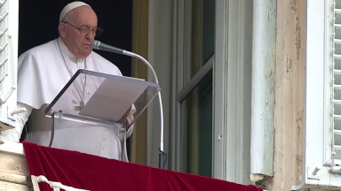 Papa Francisco: não nos cansemos de rezar pela paz