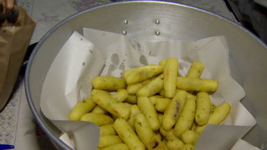 Bolinho caipira é uma tradição culinária do Vale do Paraíba