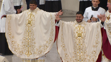 Dois novos sacerdotes são ordenados na Festa do Pai das Misericórdias