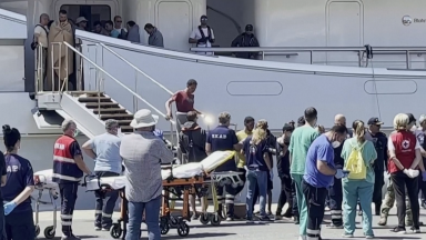Papa manifesta pesar pelo naufrágio de migrantes na Grécia