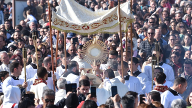 Padre: Corpus Christi é manifestação pública de amor pela Eucaristia