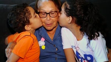 Convivência com netos oferece qualidade de vida para avós