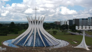 Repórter Canção Nova conta a história da Catedral de Brasília