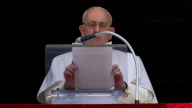 Papa Francisco: ao ajudar os pobres, estamos com o Senhor