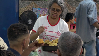 Trabalho voluntário gera efeitos positivos na mente e no corpo